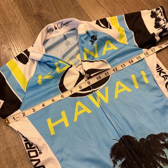 Betty Designs Cycling Jersey Skull Women's Size Medium Kona Hawaii Pockets NWOT - Picture 4 of 10